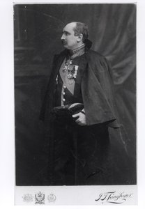 بول كلوديل (1868-1955) في زي سفاره ، براغ ، c.1910-11